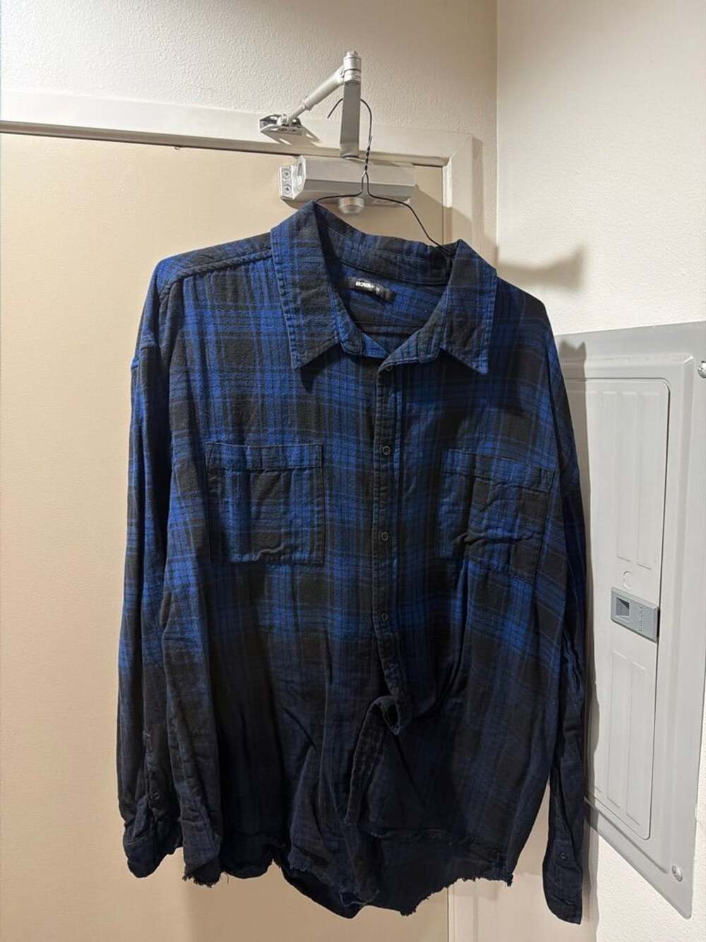 Fashion Nova Plaid Flannel Long Sleeve Button Down Shirt Blue Black